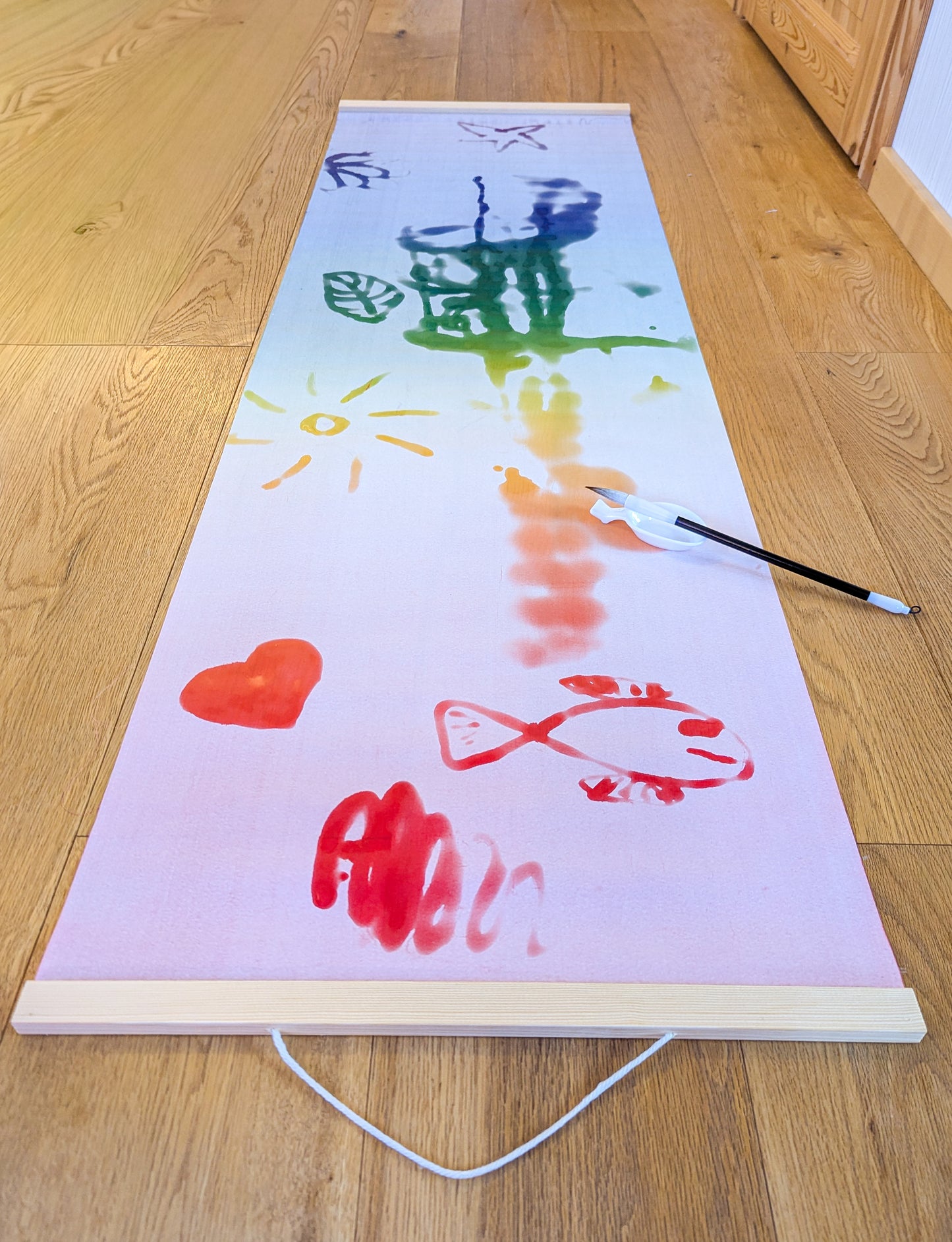 WonderDraw® Rainbow Reusable Water Writing Cloth + Get a FREE water cup & brush NOW!
